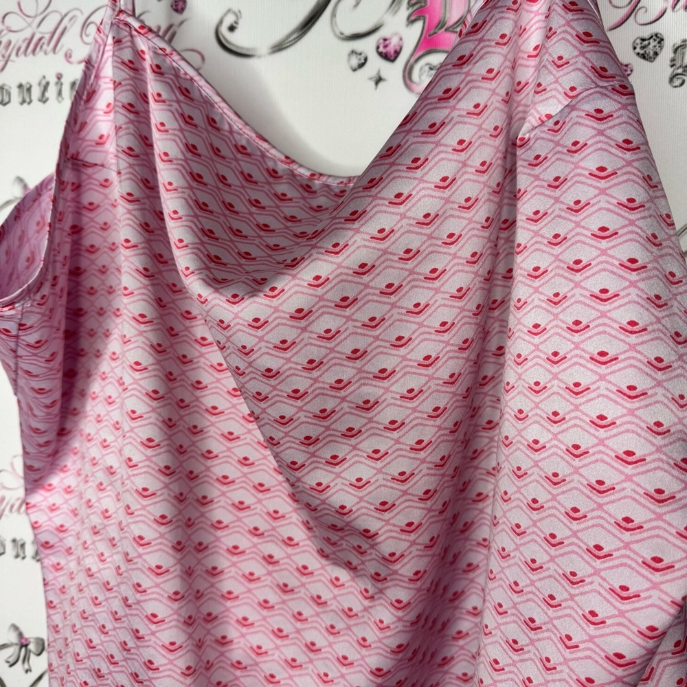 Victoria secret tank top floral keyhole button back Pink Patterned Cami Top - Picture 9 of 10